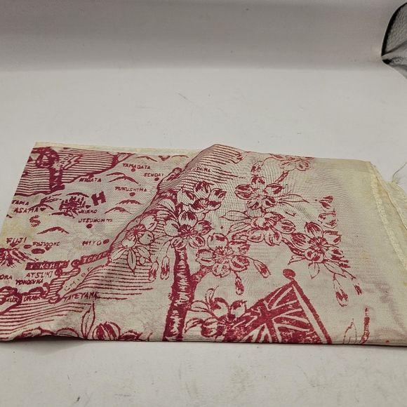 1945 Surrender Of Japan Silk Map Handkerchief Souvenir - Nippon Times 17x17 Used - Picture 14 of 14